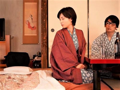 使えない部下と温泉旅館で同部屋に…睡眠ドラッグを飲まされ夜這い×昏睡レイプ×デカチン絶倫セックスな出張先相部屋NTR♥