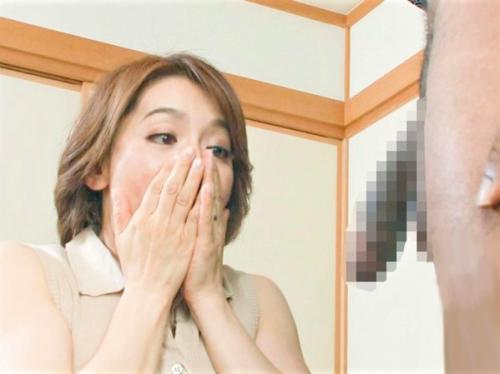 『ひぇぇ///』お隣の黒人ペニスに発情する四十路の人妻熟女ｗｗ世界レベルのデカチンで濃厚ハードな種付け中出しセックス♡