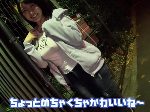 ＜素人ナンパ＞ノーブラ勃起乳首でうろつくヤリマン痴女GET♡ホテルに連れ込み濃厚エロな即ハメ×オフパコ中出しハメ撮りｗｗ