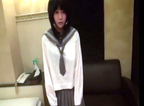 ≪JKレイプ／個人流出≫※本物素人／ガチだからヤバイやつ！※田舎から出てきた純粋女子校生を騙し処女マンに鬼畜中出し！