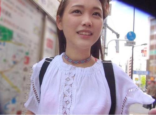 カタコトの日本語が可愛いアジア系外国人美女をゲット！さっそくラブホへGO！