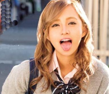 ■すんげ～フェラ抜き■”チ〇チ〇出しなよ❤”出会い系で知り合ったアイドル並みに可愛いS級黒ギャルが簡単に口内射精ごっくん