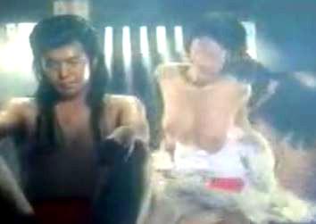 高岡早紀の隠れ巨乳が完全まる見えwwwスレンダーな裸体に、この超乳は見事！しかも乳首は綺麗な桜色！女優お宝エロ動画