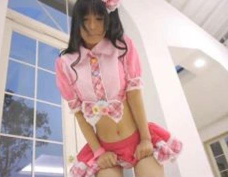 ”もう限界です…おしっこ行かせて下さい…”これが着エロか！綿パンジョボジョボ大洪水！ロリっ娘にガチ放尿させるグラビア撮影