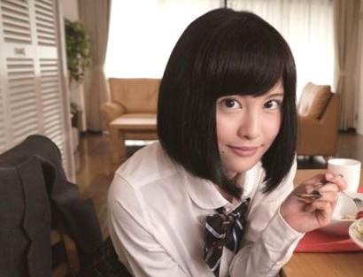 近親相姦「お兄ちゃん抜いてあげようか❤」こんな小悪魔な瞳で誘惑されて我慢できる人いるんかい？妹JKに挿入し痙攣イキさせた