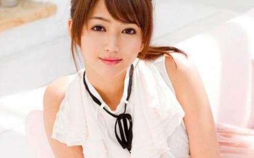 衝撃のギャップ『こんな綺麗なお嬢様が狂ったように騎乗位杭打ちするなんて！』清楚で美しい超スレンダーお嬢様が汗だくセックス