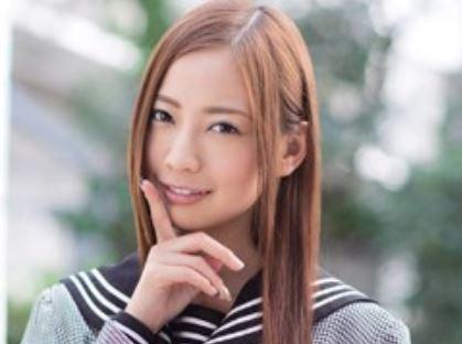 『チ〇チ〇出せよ！パンコキやるよ❤』家に遊びに来た従妹JKが脱ぎたてパンツでシコシコ！我慢できずに近親相姦パコパコ中出し