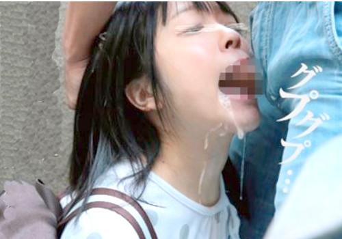 同じマンションに住む小さい女の子に媚薬を塗り込んだチ○ポで即イラマ。結果、ねば～っと糸引くえずき汁まみれのイキ顔で淫乱化