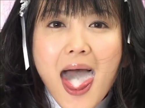 【日高ゆりあ】変態フェラチオでザーメンたっぷりごっくんしちゃう淫乱メイド！