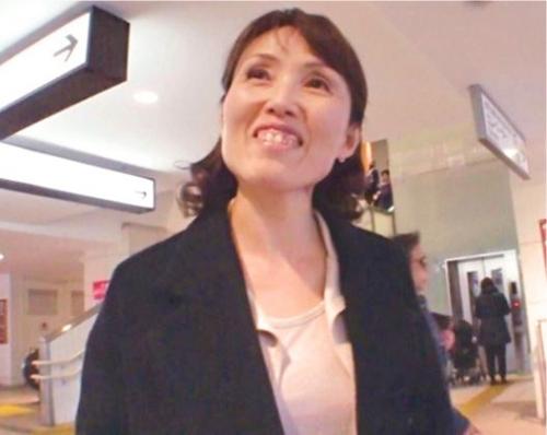 【嫁の母】山形から状況してきた五十路熟女義母と今夜は二人っきり…久々に再開したら性欲が暴発した！