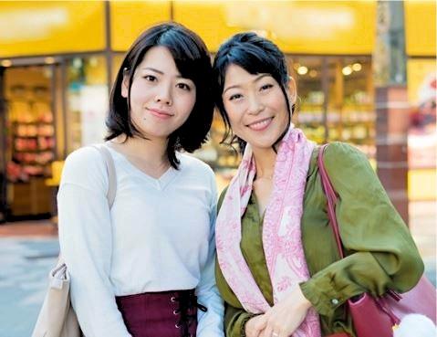 【親子ナンパ】熟女妻が夫以外のオチ○ポをしゃぶる！娘の前でおフェラじゅぽじゅぽのあとでレズ絡み