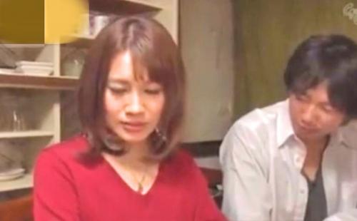 【寝取られ】スレンダー巨乳の若妻を狙う義父の犯行！寝室に忍び込み舐めまわすじじいの性癖。