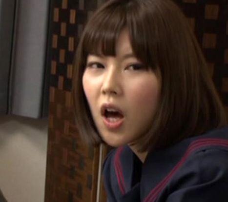 【痴女】親しいJKからエッチはどういうものなのか教えてもらう！素股で気持ちよくなったら挿れるのは自然の摂理である。