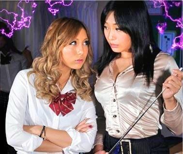 超ワルギャルと美人女教師がガチレズバトル！熟練されたテクで次々と陥落されていく女たち…
