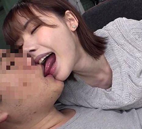 【深田えいみ】スレンダー美女が逆ナンパで積極的ベロチュー♡この凄テクに射精を我慢できるかな？