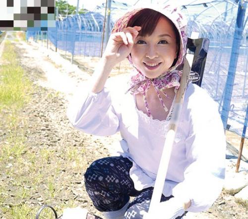 【四十路人妻熟女】家族に隠れて不貞行為をしていた母の一部始終を見てしまった息子が激昂近親相姦！