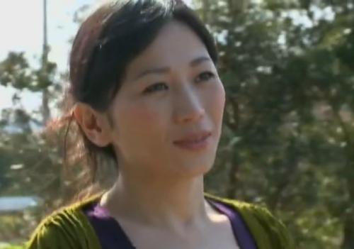 【ヘンリー塚本】北原夏美 出演。万引きした垂れ爆乳の奥様を好き放題に犯せる喜び！弱みを握ってレイプ！これは気持ちイイ！