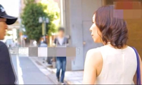 【中出し、おばさん】若い男にナンパされ嬉しくなった熟女の膣内に精子を流し込む！これ快感・・・。