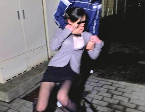 【残虐、レイプ】ストーカーに犯されるOL！見るもヤバイ婦女暴行の現場がコレだ！・・・フィクションです。