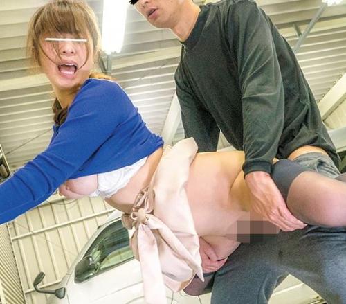 【痴漢レイプ】「やだぁぁぁっ♡」買い物帰りの奥様を拉致って腰が浮くほどのピストン！感情無視の強制絶頂！