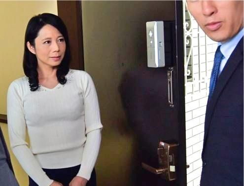 【五十路】ダメだと分かっていつつもお隣のイケメン若チンポの虜になってしまう50代人妻