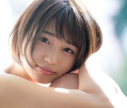 【唯井まひろ】紗倉まなに憧れたショートカットの制服美少女がAVに出演した…オマ◯コ濡れ濡れのオナニーおかず！