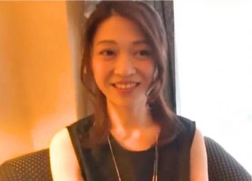 【初撮り】四十路人妻熟女がAVデビュー！まだまだ女盛りの彼女は他人チンポで性欲を燃え滾らせる！