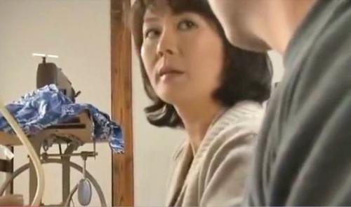 【ヘンリー塚本】円城ひとみ。四十路の姑と婿が家庭内不倫！「ああ～っもっと、もっと頂戴！」