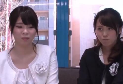 【人妻ナンパ】子どもの入学式帰りに見つけた美魔女をMM号にご招待ｗエッチな下着のおっぱいを揉みまくる！
