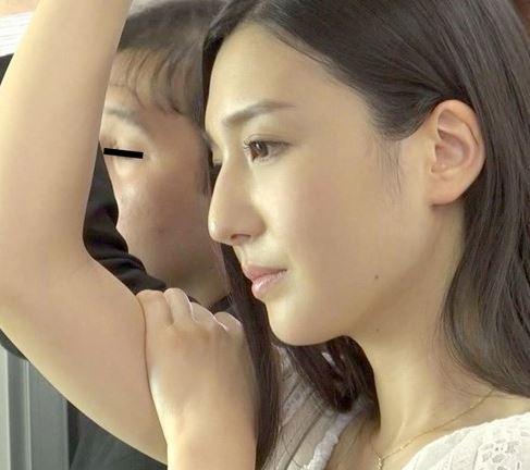 【痴漢×古川いおり】電車でスレンダーお姉さんがレイプに…そのままトイレに連れ込まれ欲望のはけ口にされる