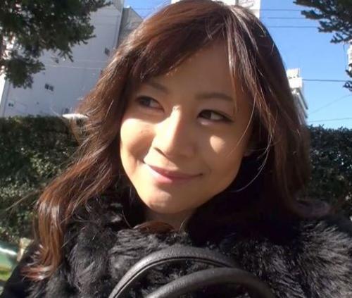 旦那以外のチンポに大興奮して不倫セックスを楽しむ四十路美魔女妻！あまりの快楽に隠してた博多弁もバリバリ開放！