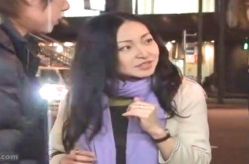 【熟女ナンパ】中出しされた四十路の主婦！「あっあっダメッ！イ、イグッ！」妊娠するかもしれないというスリルが快感なのか！