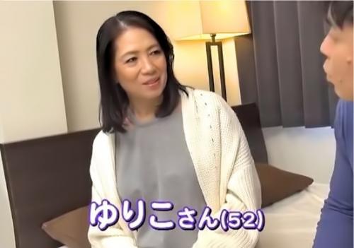 【熟女】「もっと…突いてッ！」清楚系肉食スレンダー素人妻が快感におぼれて騎乗位不倫ハメ！