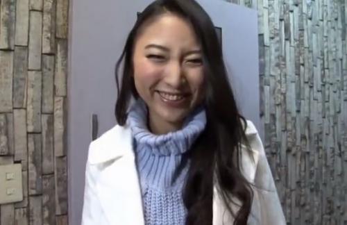【精飲、口内射精】笑顔がカワイイ本間ゆりちゃんが次々とフェラ抜きして大量の精子を「ゴックン！エヘヘ・・・おいし。」