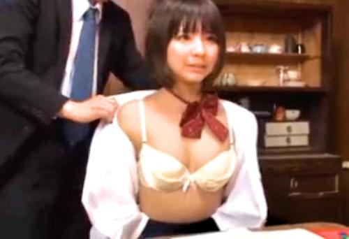 【中出し】大人気シリーズ「時間を止めて」スレンダー美乳の美女たにイタズラだけでなく膣内にナマ出しまでしちゃう鬼畜ぶり