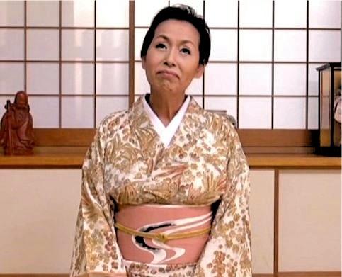 【六十路初撮り】還暦越えの熟女妻がAVデビュー！10年ぶりのデカマラピストンでガチイキ極楽昇天！