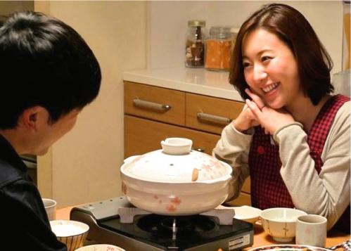 熟女妻が心の扉を開く相手…それは結婚三年目の夫ではなく若くて逞しいイケメンチンポだった