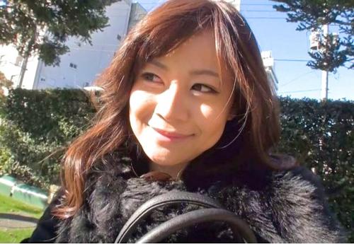 【膣内射精】スレンダー美乳の三十路妻が「出してっ！そのまま中に出して！」たまんねえな、おい。