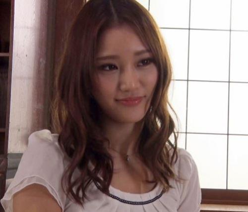 【若菜奈央】「そこは触っちゃだめっ」デカパイを思わず触ってしまう変態義父…そのまま暴走は収まらずベロチューセックス！