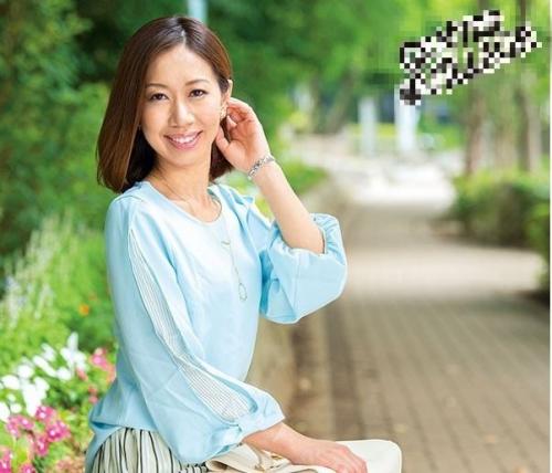 【初撮り熟女】人妻、大渕香里奈さん33歳。少し乱暴なセックスじゃないと感じなくなり夫には恥ずかしくて頼めず、AV出演。