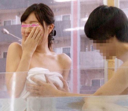 【モニタリング】仲良しJDと男友達と一緒に混浴体験！エッチな要求がエスカレートしお金なのか性欲なのかとにかく挿入ｗ