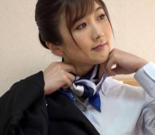 【近親相姦】スレンダーCAは実姉！美人すぎるから盛んなボクは薬で眠らせ媚薬ガンギマリレイプする！