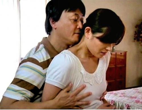 【ながえスタイル】中出し親子丼の悲劇！金と引き換えに身体を差し出し寝取られる膣内射精セックス。昭和のエロチズム。