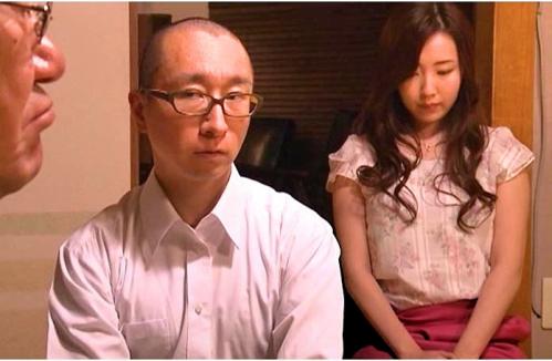 【ながえスタイル】巨乳でデカ尻のセックス無しでは生きられない淫乱な人妻が義父との不倫が夫のバレる！