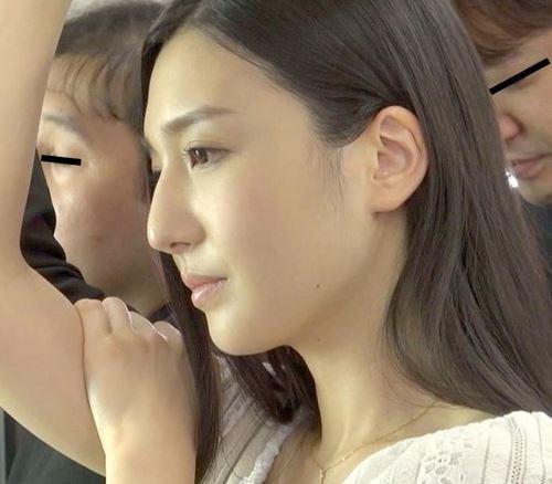 【古川いおり】痴漢師たちの罠に引っかかり全身を蹂躙される美女！未知の快楽に堕ちていく…