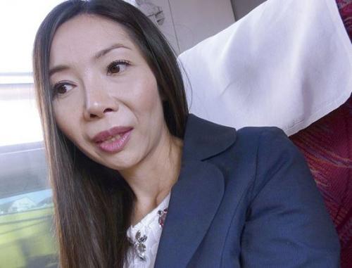 セレブマダムと二人っきりで不倫温泉旅行！艶のある熟女は温泉で色気を爆発させ酒で性欲を開花させた…