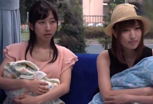 【人妻ナンパ×MM号】ママ友2人とと4Pセックスｗパパのチンポお悩みを聞いてたら発情して欲しがっちゃう！