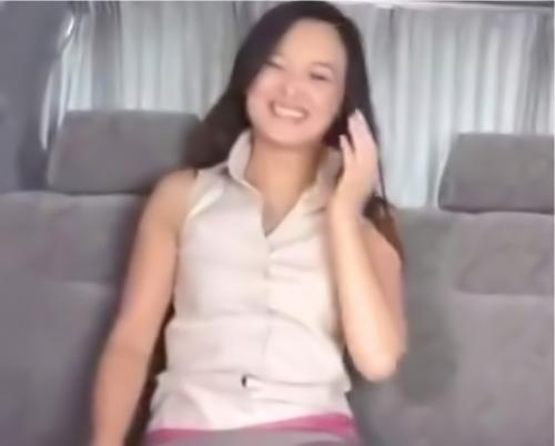 【ズリセン観察】セックスレスで恥ずかしさを隠しきれない熟女がそそり勃つ肉棒にしゃぶりつく