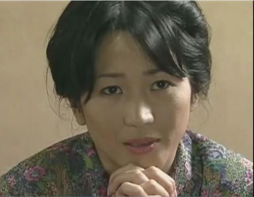 【ヘンリー塚本】北原夏美 出演。爆乳の未亡人の管理人が性欲処理のために若い入居者の男根にしゃぶりつき膣内にぶち込まれる。