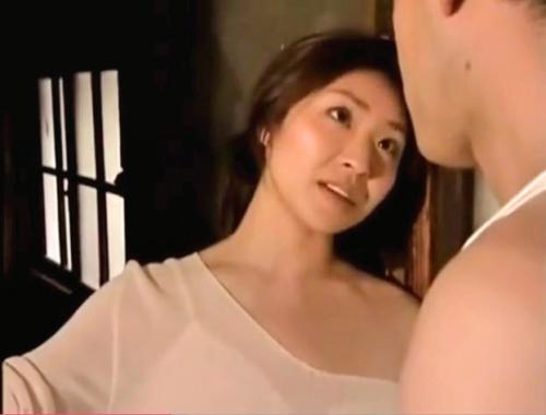 【ヘンリー塚本】近親相姦がやめられない兄と妹。スレンダー美乳の三十路妻の性癖、昭和の禁断のエロチズム。